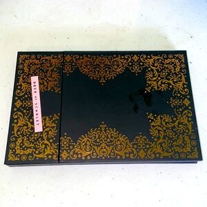 Deck of Scarlet eyeshadow & lipstick pallete